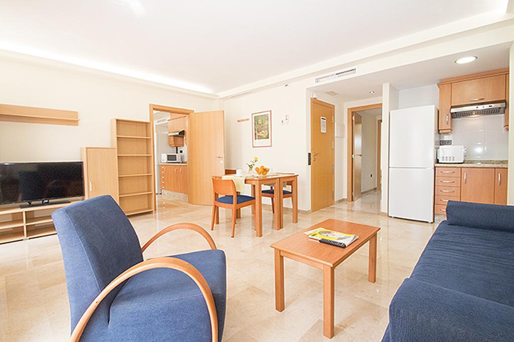 Viveros Apartments Valence Extérieur photo